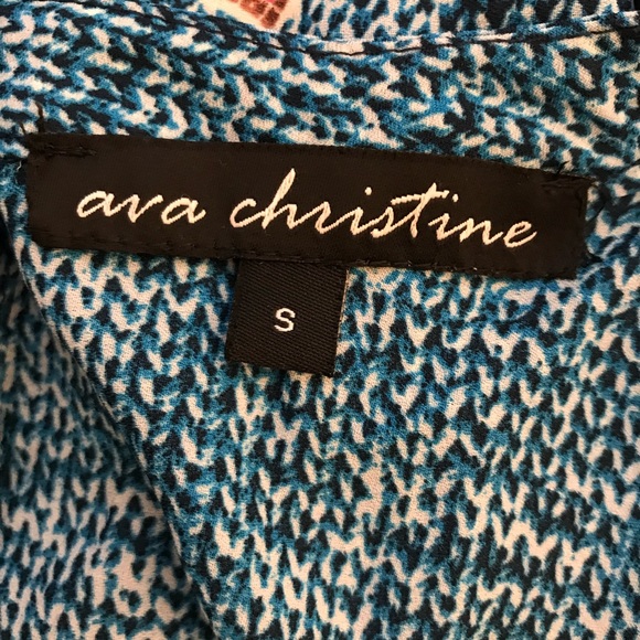 Ava Christine V-Neck Boho Tunic - Picture 3 of 6